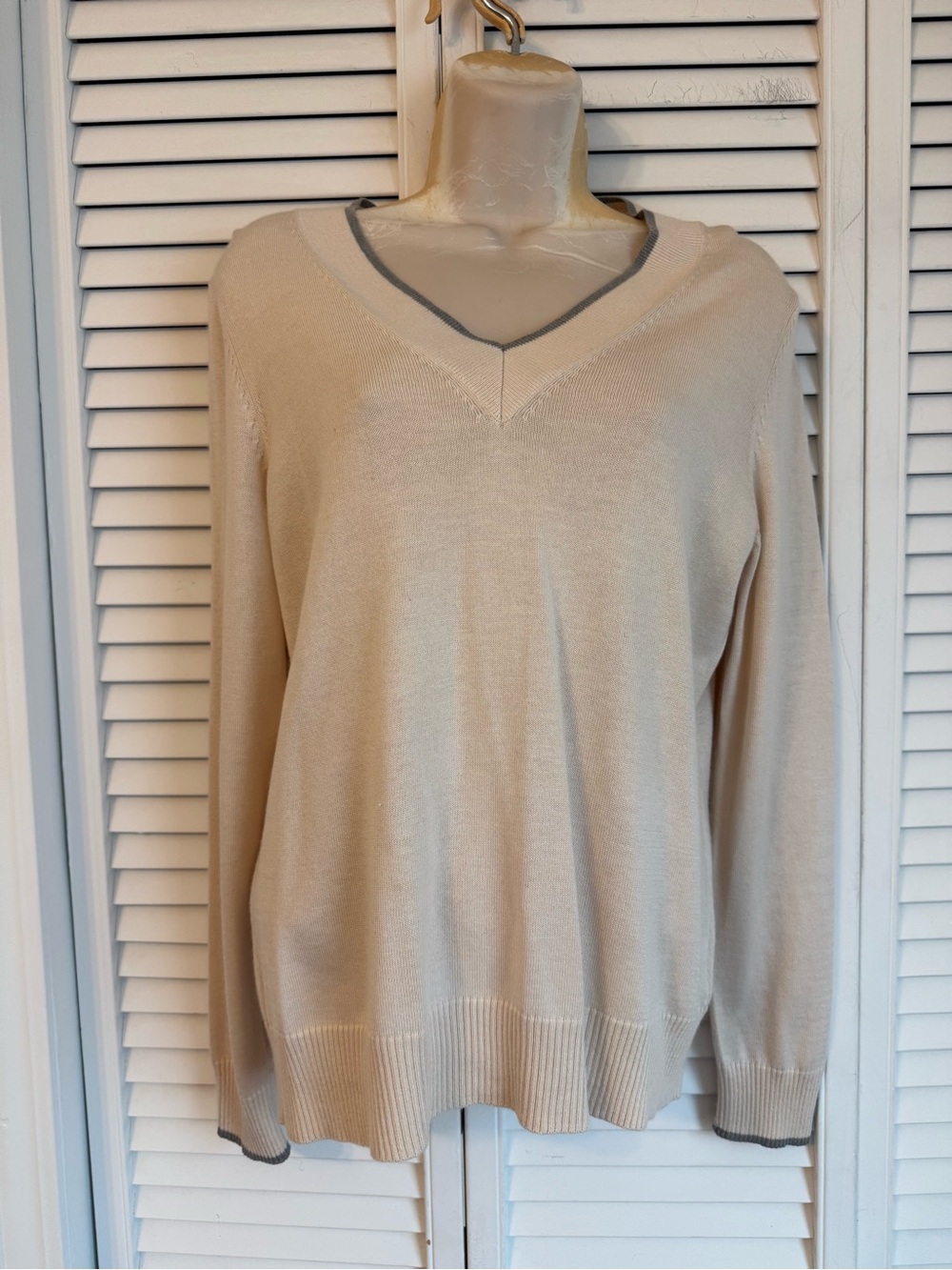 Brooks Brothers Women Silk Cashmere V Neck Sweater Large Tennis Country Club